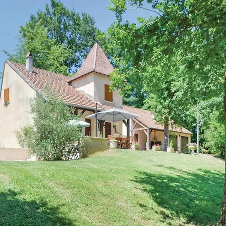 Holiday Laubanie Est * Saint-Georges-de-Blancaneix