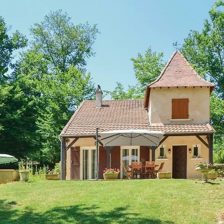 Holiday Laubanie Est Ferienhaus